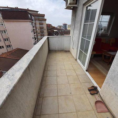 Zogu Apartments - City View Приштина Экстерьер фото