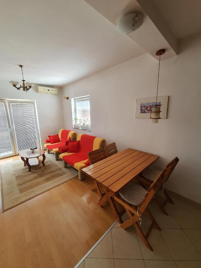 Zogu Apartments - City View Приштина Экстерьер фото